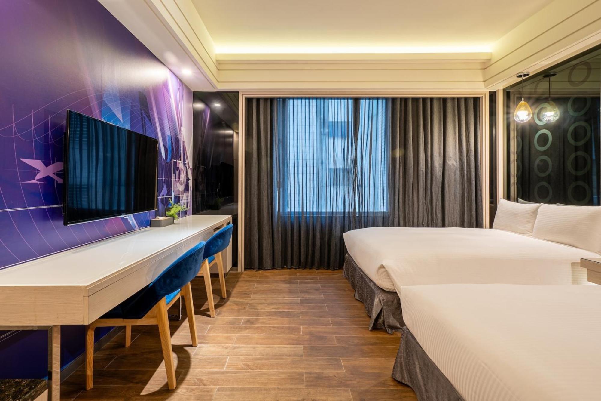 Guide Hotel Taichung Ziyou Ngoại thất bức ảnh