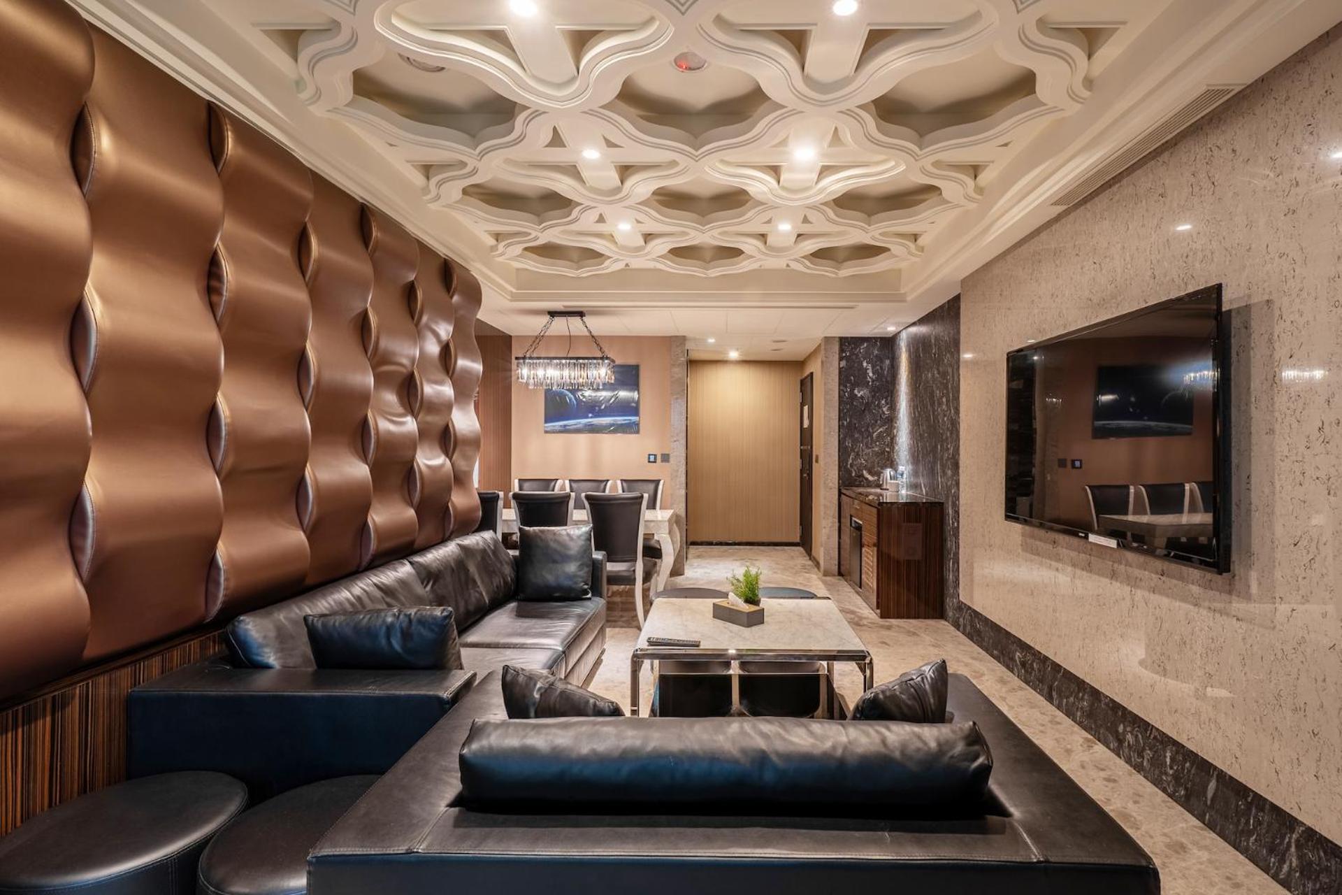 Guide Hotel Taichung Ziyou Ngoại thất bức ảnh